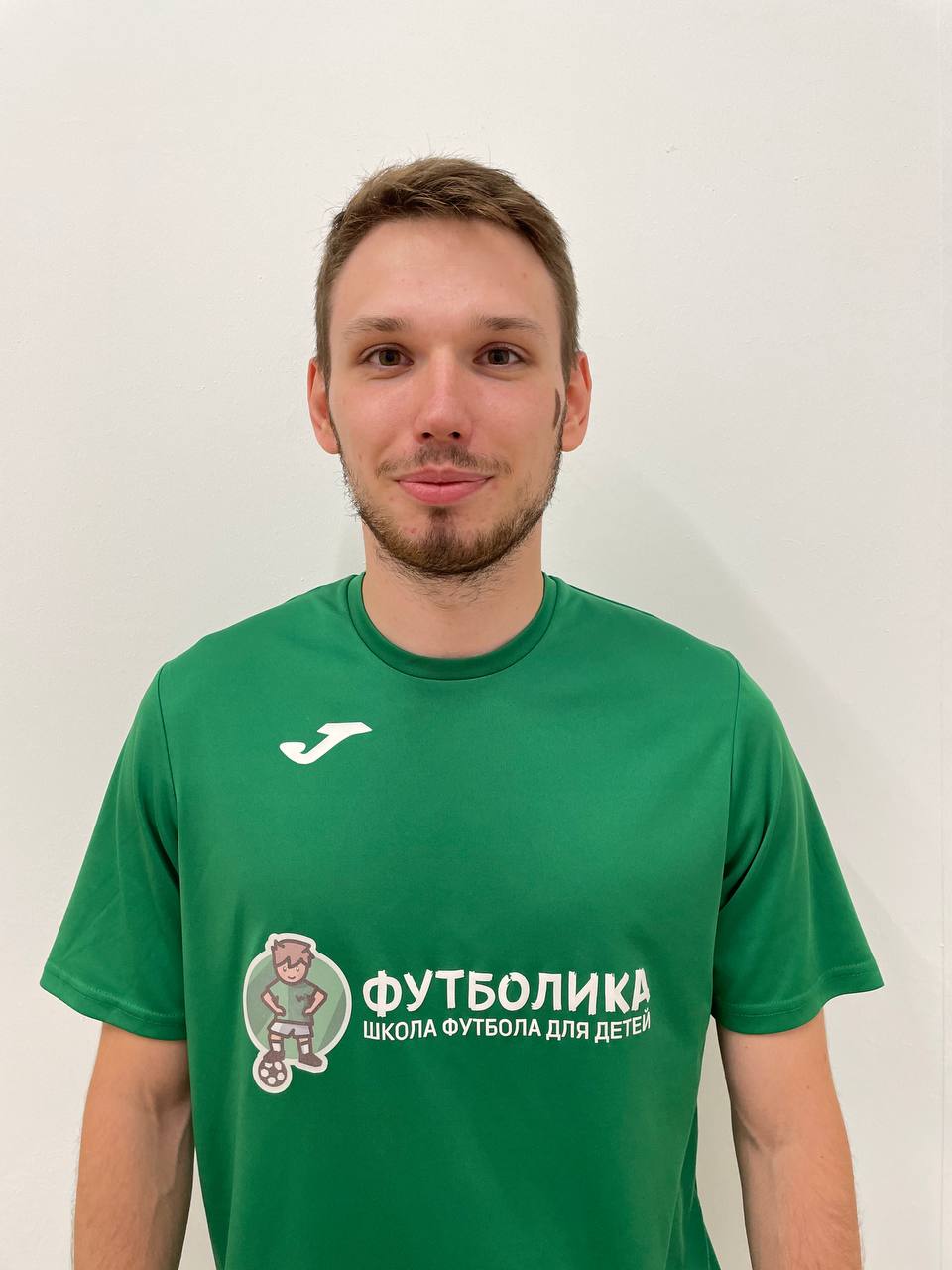 тренер футболики Искандаров Егор