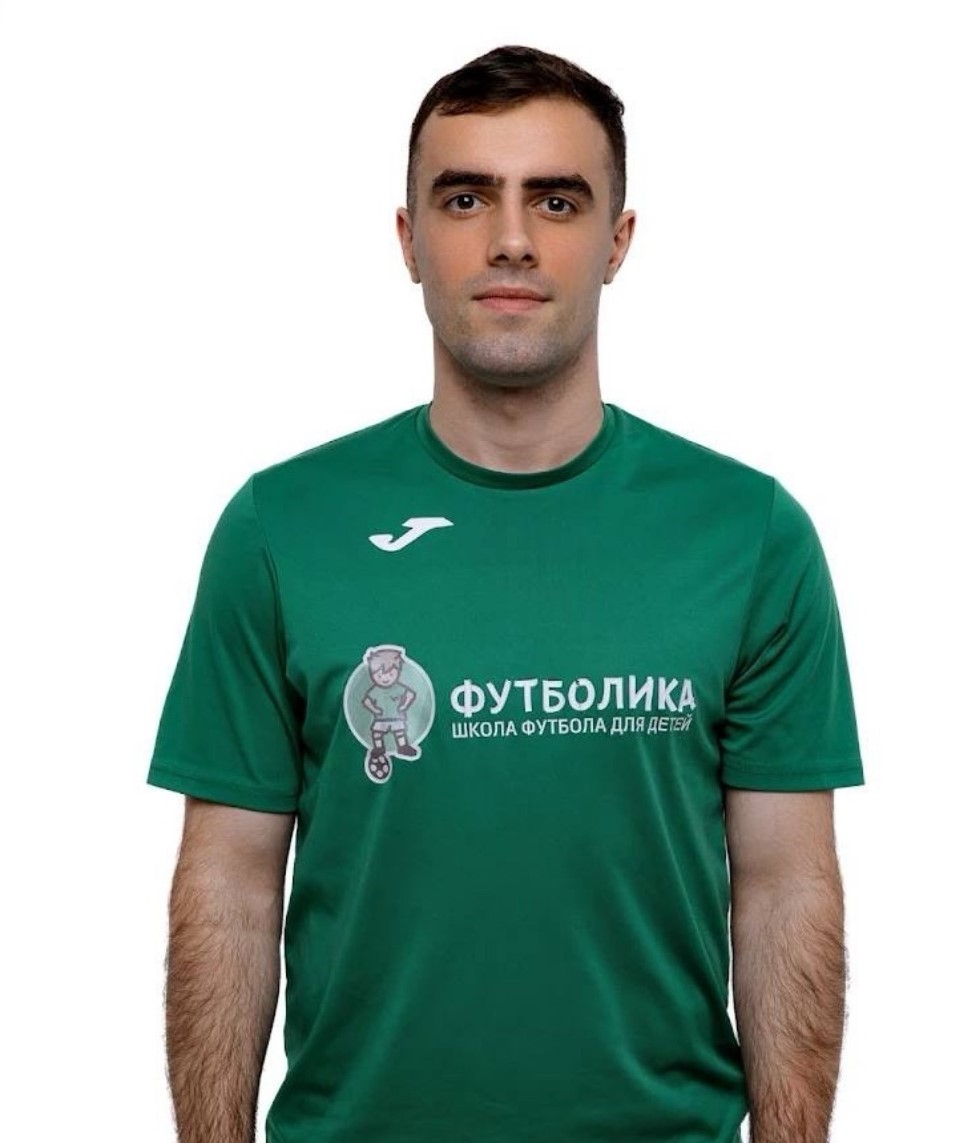 тренер футболики Гагиев Таймураз